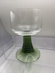 Vintage German Roemer Green Beehive Stem Wine Glasses Crystal (Set of 2) 4.25”