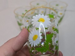 Set of 4 – VTG Libbey Glass White Daisy Juice Glass Yellow Rim MCM 3.5″