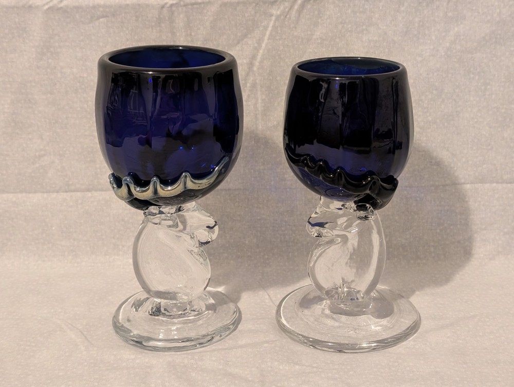 2 Cobalt GLOWY! Art Glass STAG DEER ELK Wine Glasses Silver Black Signed Dated