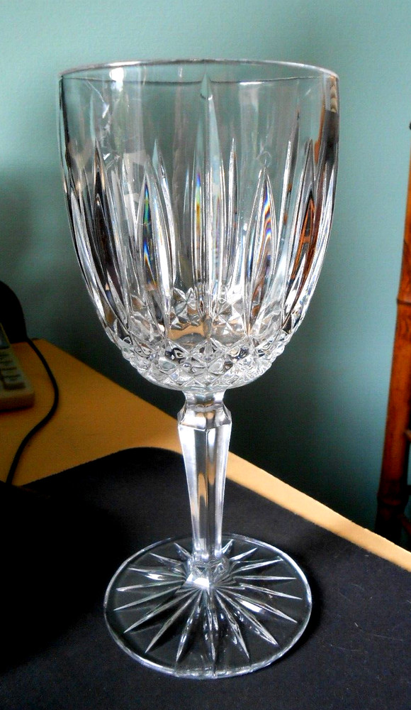 Mikasa Old Dublin Water Goblet Vertical Cuts 7″