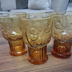 Vintage Libbey Amber Country Garden Daisy Flower 4″ Tall Juice Glasses Set of 3