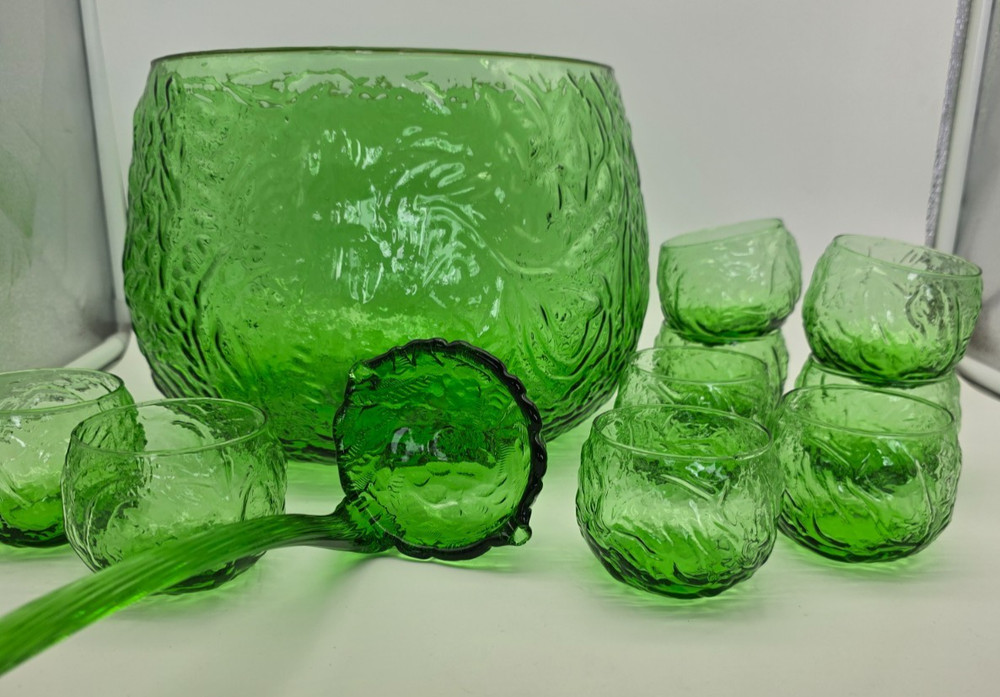 Vintage MCM Italian Empoli Crinkle Glass Green Punch Bowl & laddle