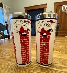 (2) Libbey Santa Claus Chimney Christmas Glass Tumblers Tom Collins Mid Century