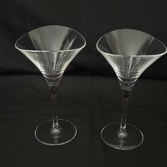 2 Hoya Crystal Desire Martini Cocktail Glasses 7.5″ Oval Curved Bowl Japan
