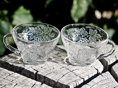 VINTAGE Anchor Hocking Cups Grapes Set of 2 1950’s Made in USA