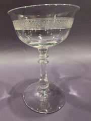 Glastonbury Lotus Petit Point Champagne/Tall Sherbet Glass 5-3/8” VTG