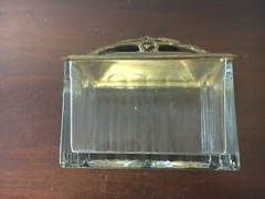 1 Crystal Biscuit Box
