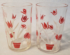 Vintage Kraft Foods Swanky Swig Red & White Tulip Juice Glasses 3 1/5″ Set of 2