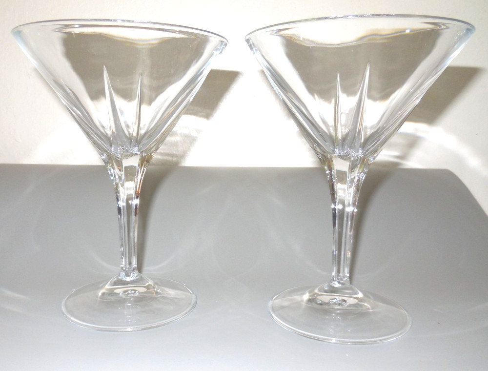 RCR Royal Crystal Rock Fusion Martini Glasses 6″ Tall Exc Cond Set 2