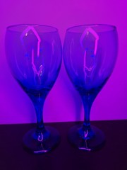 Vintage Libbey Teardrop Pair of (2) Wine/Water Glasses 7.5″ Cobalt Blue Fade