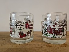 Libbey Winter Village 2 Mugs (12 oz) Christmas Holiday Winter Scenes Arby’s