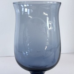 Dusky Blue Etched Roses Drinking Glasses Connoisseur Tulip Shape 12 Oz Set of 2