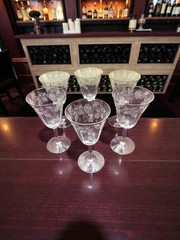 6 Vintage Seneca ROSE Floral Etch Design Stem 450 Water Goblets 6 1/2″ Height
