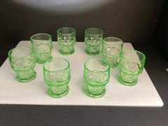 8 VTG uranium green Georgian tumblers 5oz flat depression glass USA