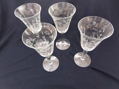 SET of 4 Vintage Optic Crystal Water Goblet Glasses Cut Floral and Vine