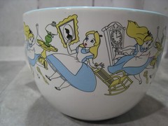 Disney Alice in Wonderland Mug 24oz Curiouser Ceramic Silver Buffalo Cup Tea Cof