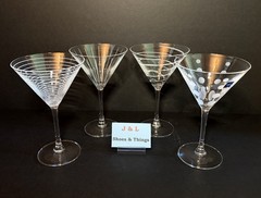 Mikasa CHEERS Etched Clear Crystal Set Of 4 MARTINI Glasses 7 3/8″