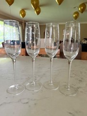 Set of 4 KATE SPADE NEW YORK LENOX LARABEE Crystal Champagne Flutes 10 1/4” Dots