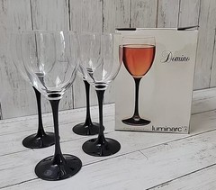Vintage Luminarc 4 Black Stem/Clear 8 oz Wine Glasses