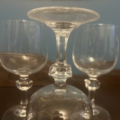 «Vendome Uni» Knob in Stem Water Wine Glasses Cristal D’Arques 6 1/4” MCM 7 Vtg