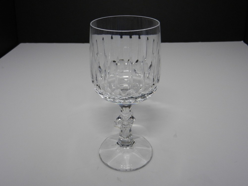 Schott Zweisel Tango Cut Wine Stem Clear Crystal 6 3/8″ T ca 1984-87