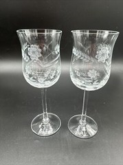 Set of 2 Vintage Wine Glasses Clear, Frosted, Flowers & Wheat Romania Goblets