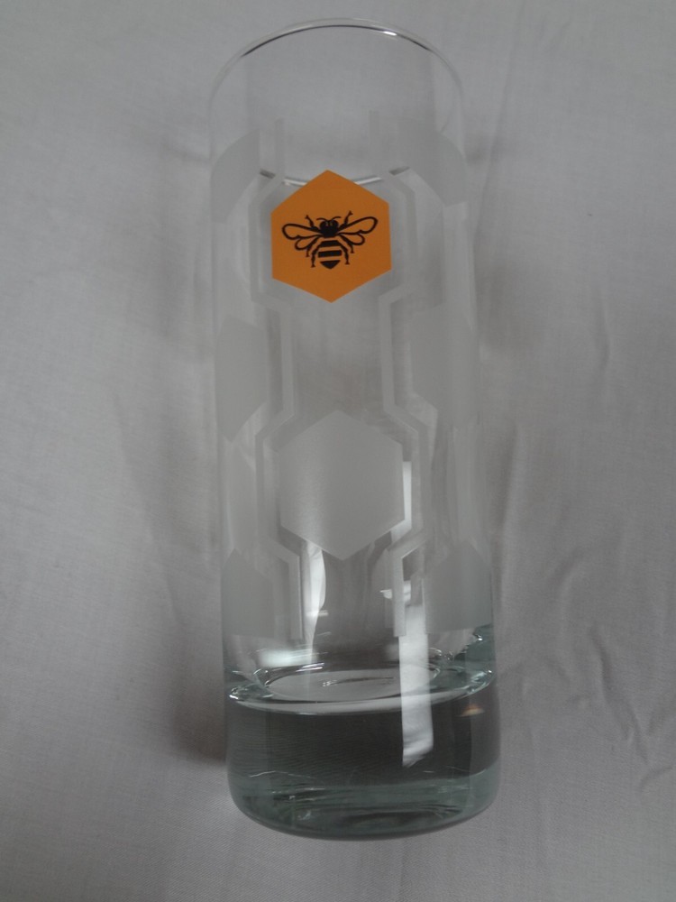 JACK DANIELS HONEY TENNESSEE WHISKEY DRINKING BAR GLASS CUP HONEYCOMB