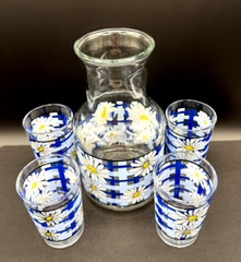 Vintage 1980’s KIG Indonesia Blue & White Daisy Carafe 4 Juice Glasses Cottage