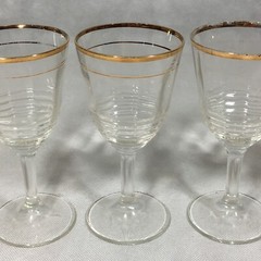 Gold Rimmed Clear Glass Lot of 6 Wine Glasses & Goblets Iced Tea 6-5/8″ Ribbed