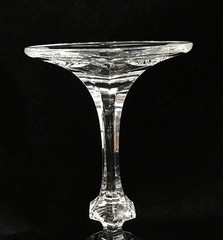 Fine Crystal Gardone Wine Glass Stemware Ballon Shape 6 3/8″ High Holds 5 oz