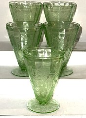 5 Jeannette FLORAL POINSETTIA GREEN 4″ – 5 oz FOOTED JUICE TUMBLERS