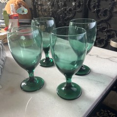 4 Libbey Premier Juniper Green 7 1/8″ Water Goblet Glass 16.25oz Teardrop Shape