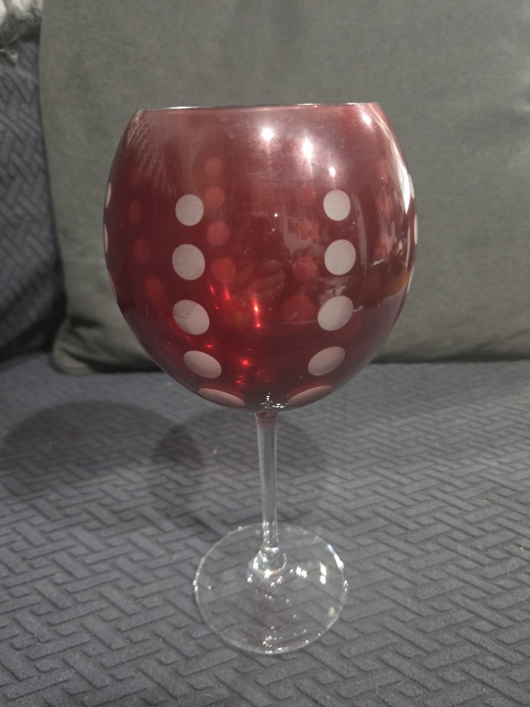Vintage Mikasa Crystal Cheers Ruby Red Etched Balloon Wine Glass 9″ Tall Dots