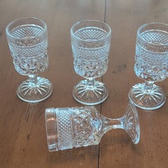 Vintage Glasses Anchor Hocking Wexford Glass Diamond Cut Pattern Set Of 4