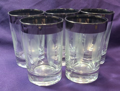 Set Of 5 Vintage MCM Dorothy Thorpe Style Silver Rim Etched Whiskey Glasses