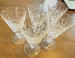 Edinburgh Crystal Olive & Cross Cut Wafer Stem Goblets – Set of 5, 4.2” Tall