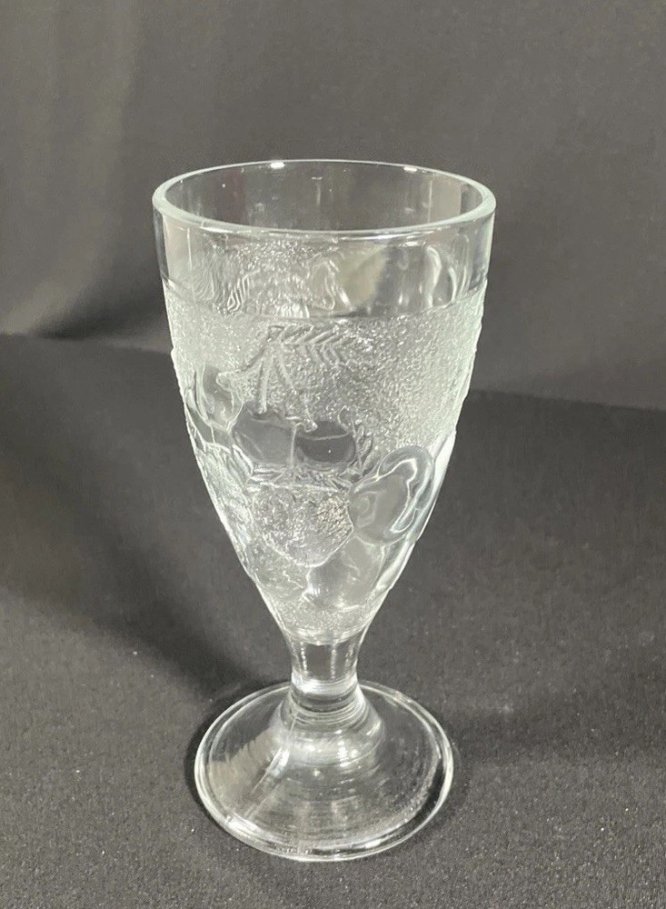 Pottery Barn Orchard Embossed Fruits 10 oz Water Goblet