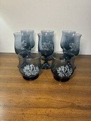 6 Vintage Pfaltzgraff Dusty Blue Etched Juice&2 Whiskey Glasses Folk Art Bird US