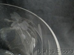 Clear w/Gray Cut Flowers & Leaves: Champagne / Sherbet (s) 4 1/2″, As Is, CR#088