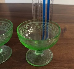 Vintage Hazel Atlas Clover Uranium Glass Sherbet Cups Set Of 2 UV Reactive Mint!