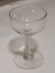 Set of 4 Libbey Twisted Spiral Stem Glass Champagne Coupes 4.75″ Tall