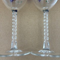 Pair of Wine Glasses Grape Leaf Motif Design Pattern 7 & 3/4» Tall Set of 2