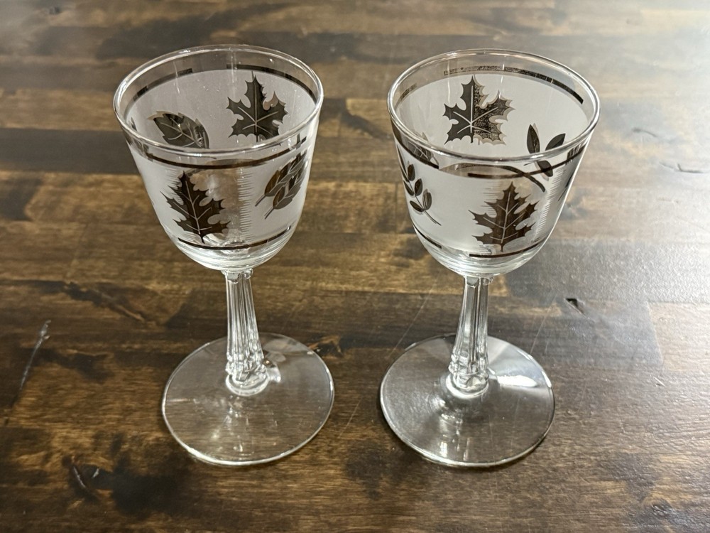 Libbey Glass «Silver Leaf or Silver Foliage» Wine Glasses, 2 MCM