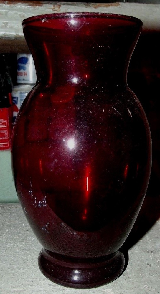 Ruby red 6 1/2″ coolidge vase by Hocking