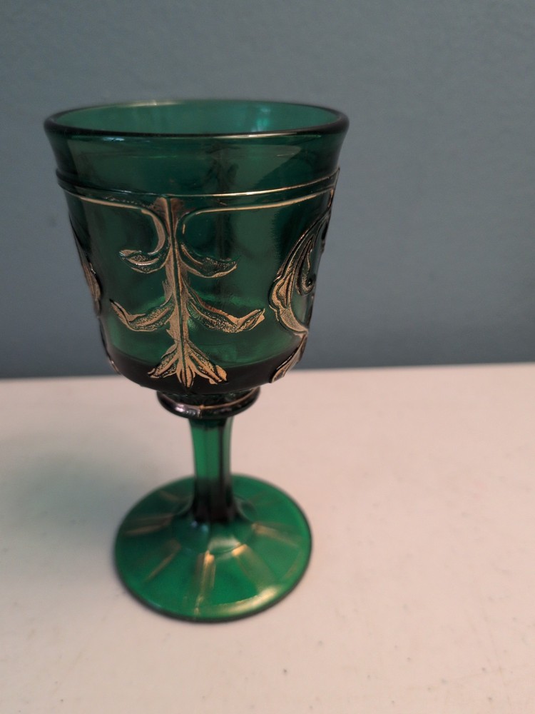 Early American Emerald Green Cordial Glass Footed W Raised Gold Decoration 4″