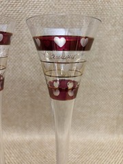 2 Pier 1 l’amour Hand BLOWN CHAMPAGNE Hollow stem flutes Cranberry/Gold Romania