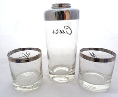 Vintage MCM Vitreon Queenn’s Lusterware ‘You, Me, Ours’ Coctail Set