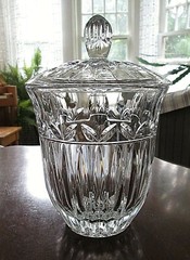 BLOCK Tulip Garden Biscuit Barrel & Lid EUC with Sticker