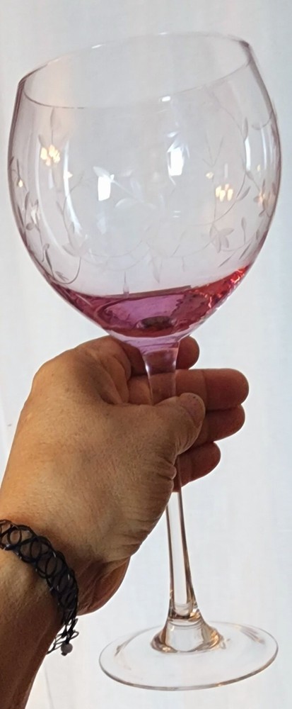 LENOX Heather Pink, Balloon Wine Glass, Blown Glass, Clear Stem, 8-7/8 Tall