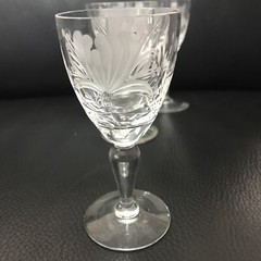 ROYAL BRIERLEY – HONEYSUCKLE – 4 WINE / LIQUOR GLASSES 4 3/4”